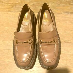 Super chic and stylist loafer by Sam Edelman